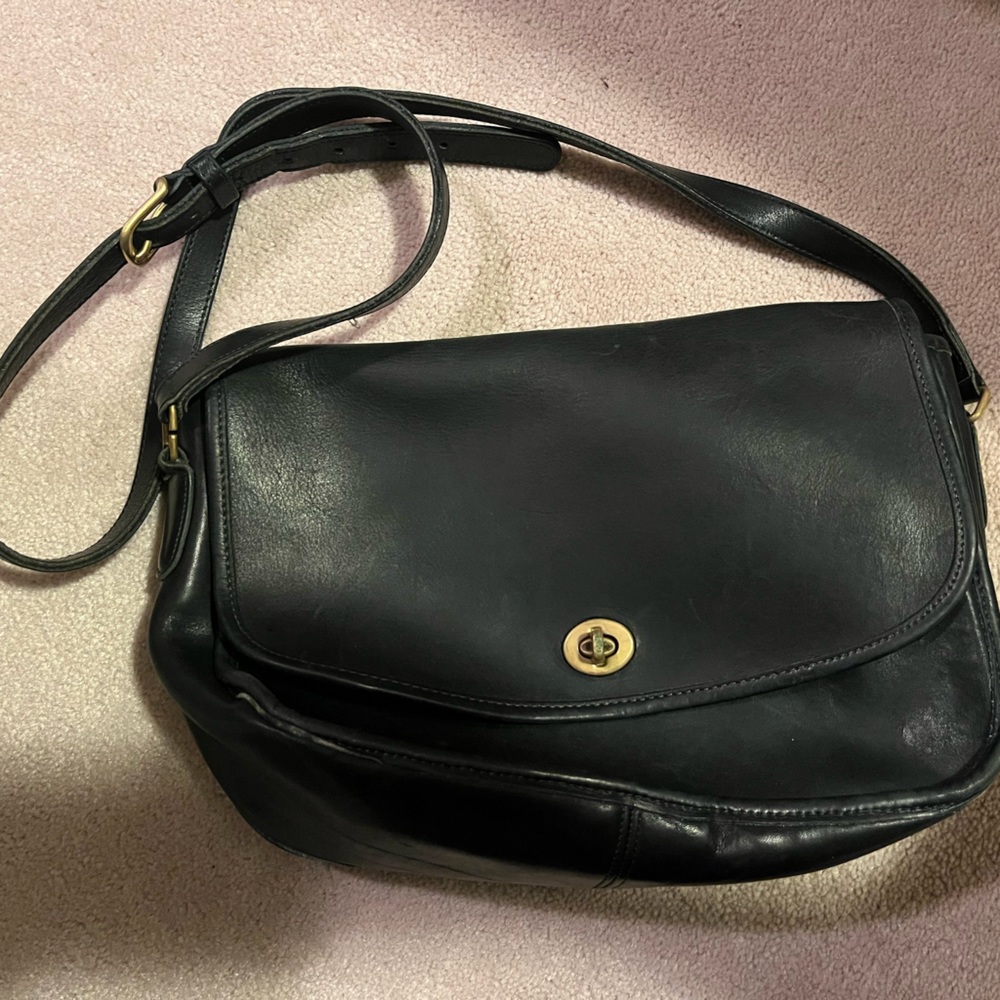 Vintage Coach crossbody black bag